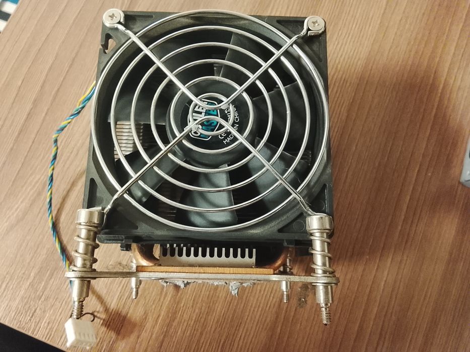 Система охлаждения на процессор от старого компа