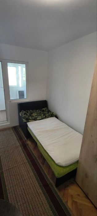 таванска стая под наем