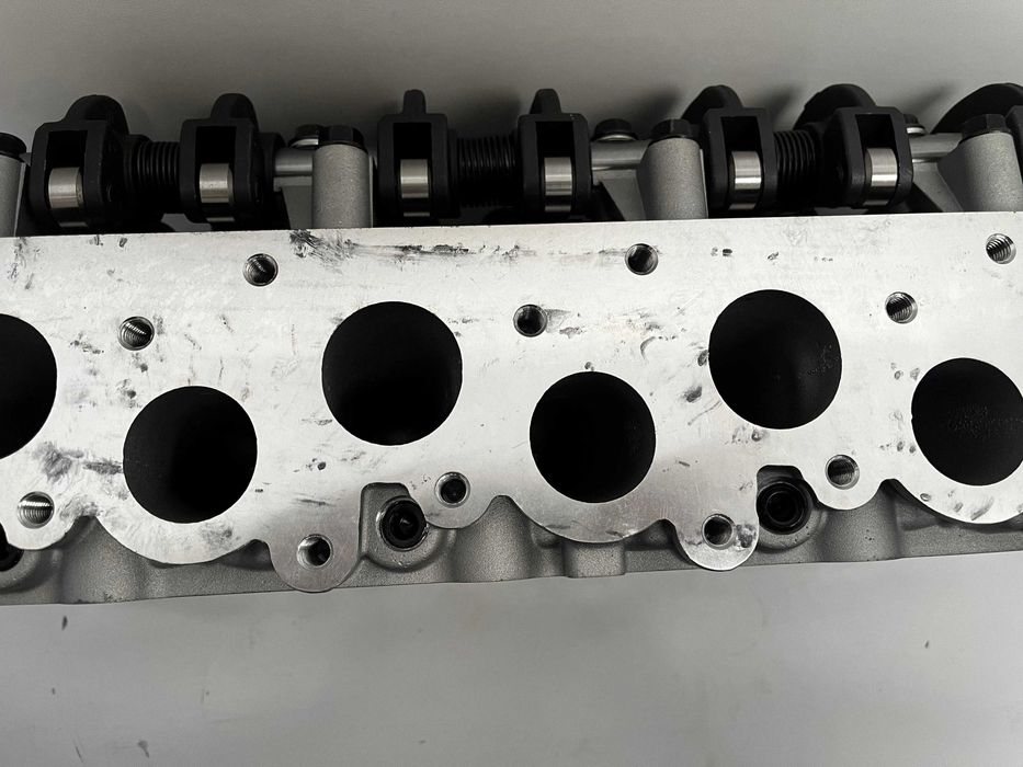Головка блока на Toyota 2L