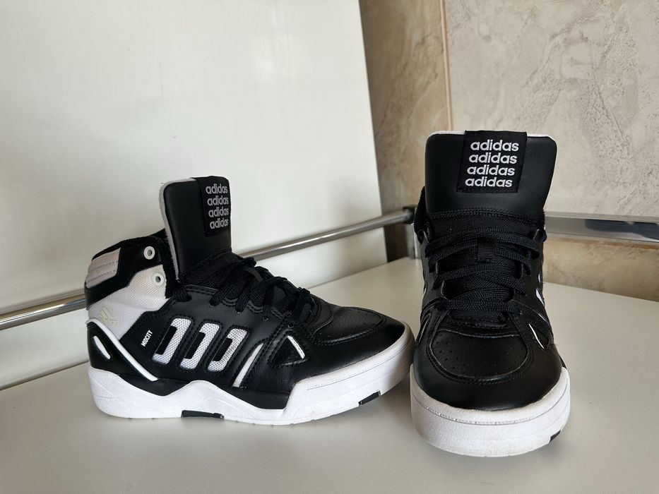 Adidas MIDCITY  marimea 36.