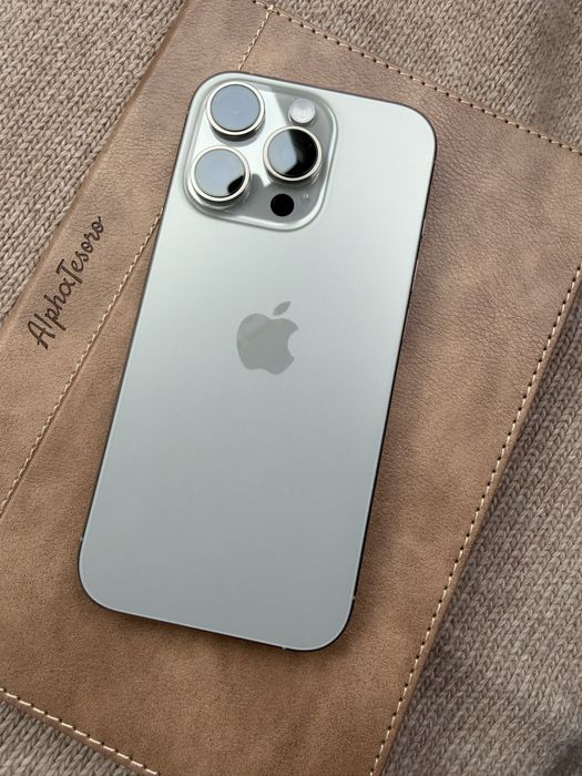 IPhone 16 pro , 128 gb