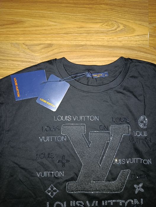 Compleu Louis Vuitton M