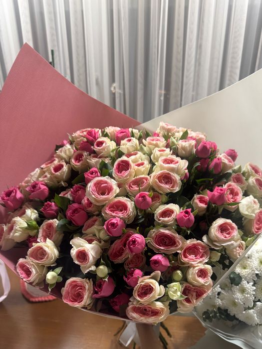 Большой букет роз