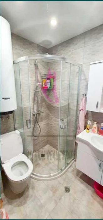 Дава се под наем Двустаен апартамент в Варна, Победа - 72 кв.м за 550 € - Снимка #3