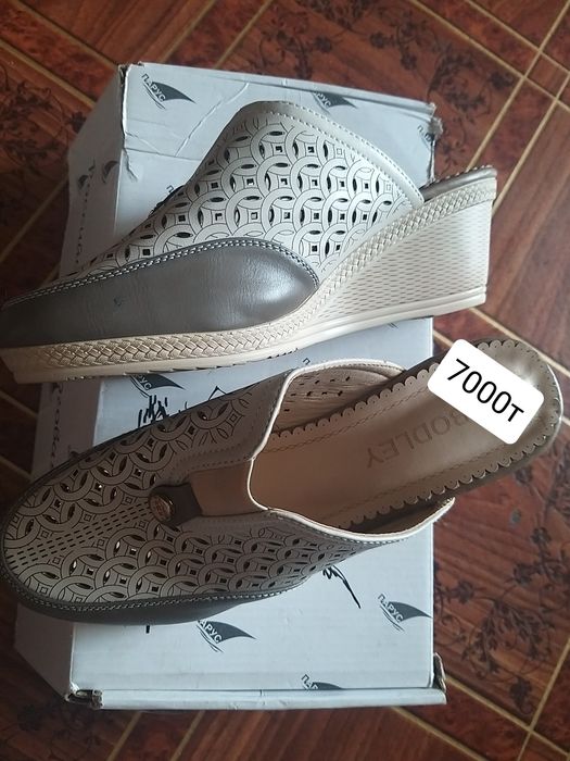 Обувь женская 39-40р