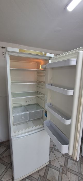 Холодильник 1 м 85 см