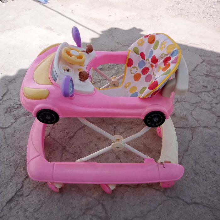 Продам ходунки новые