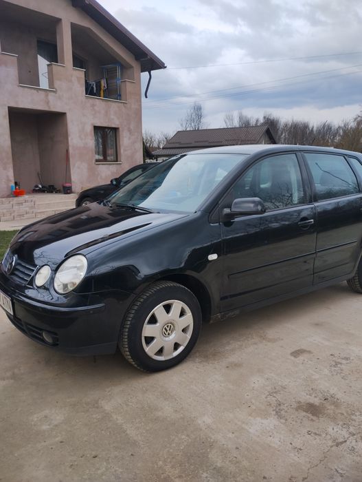 vând polo 2004 167.000 km