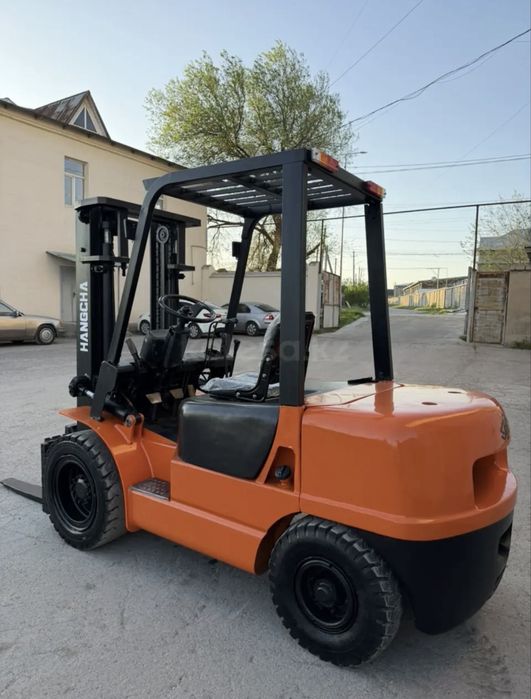 Вилочный погрузчик кара автокара