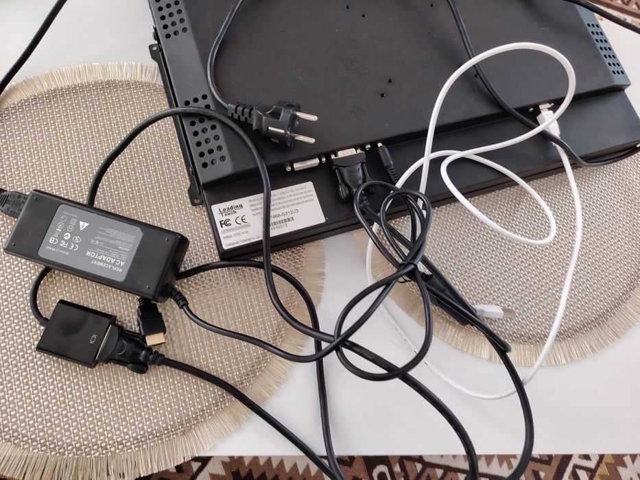 Monitor Leadingtouch 19"