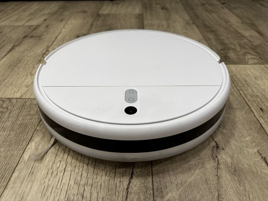 Продам робот-пылесос Mi Robot Vacuum-Mop 2 Lite