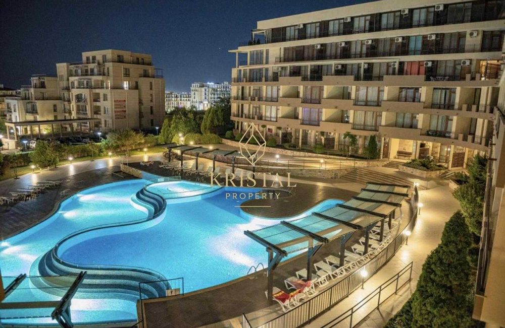 ID: 753 Продава се. Двустаен апартамент на брега на морето в Свети Влас