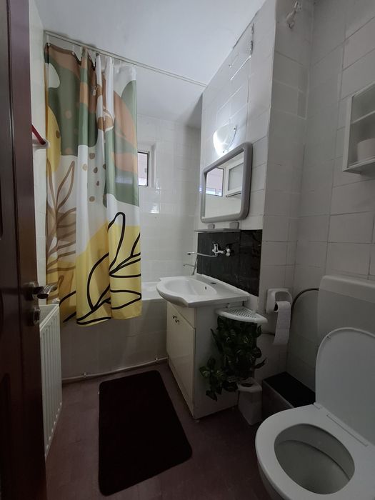Apartament 2 camere se inchiriază