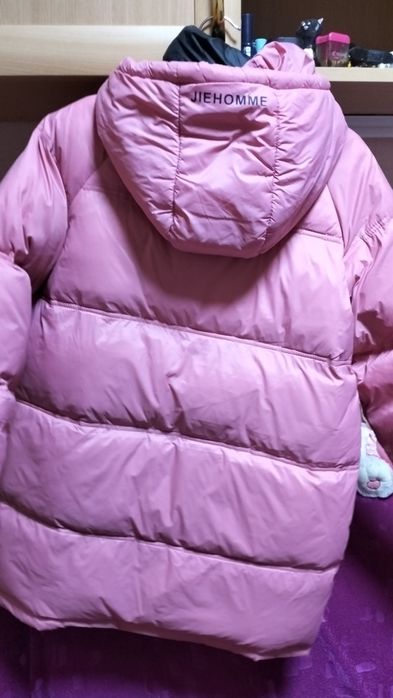 Продам зимнюю куртку на девочку