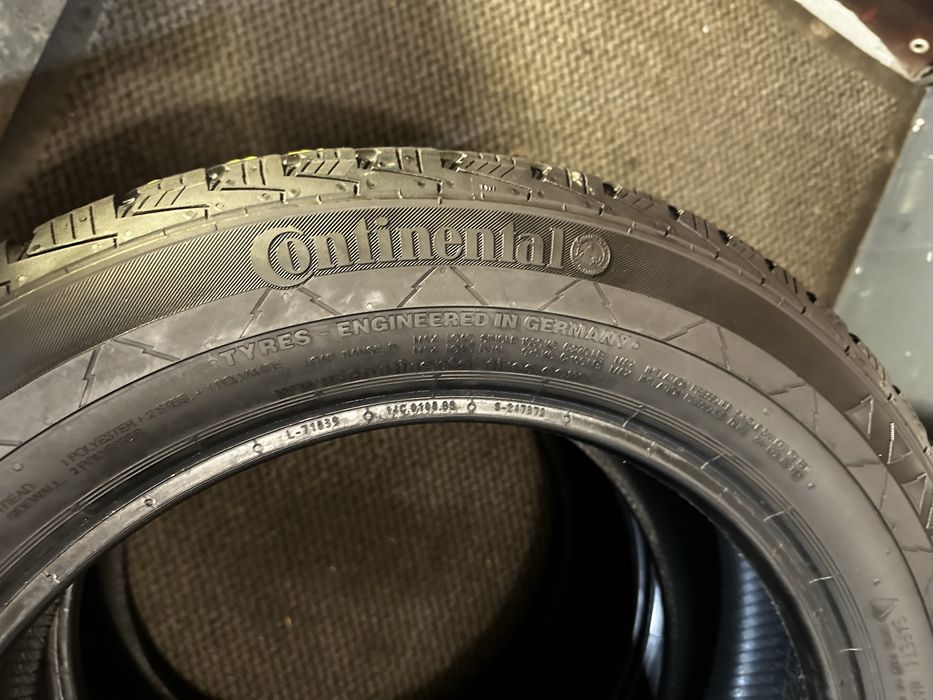 225/55 R17C 109/107T - Continental VancoWinter 2 M+S Oferta