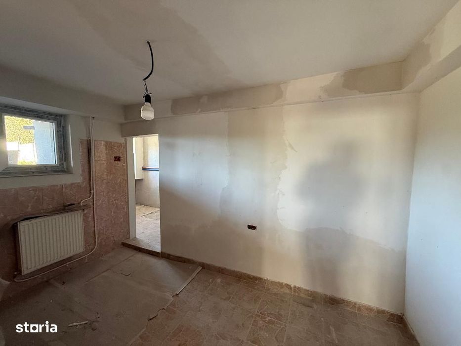 De vanzare Duplex situat in Barabant.