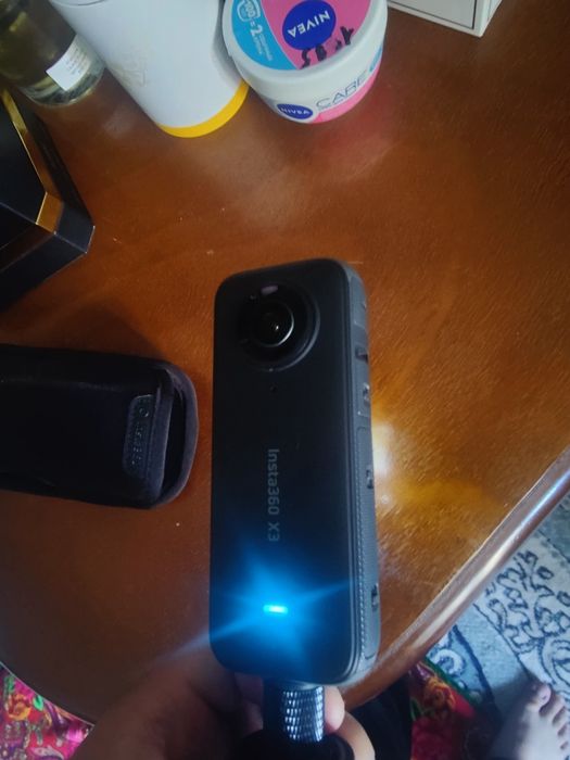 Insta360 X3 экшн камера