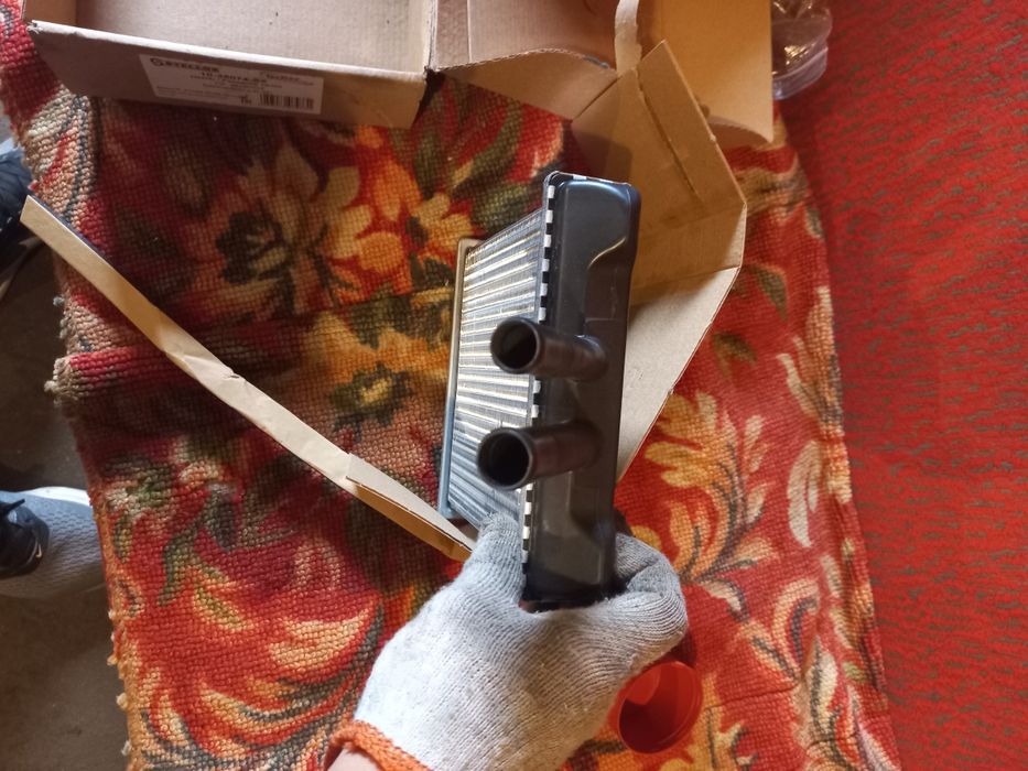 Продам радиатор печки