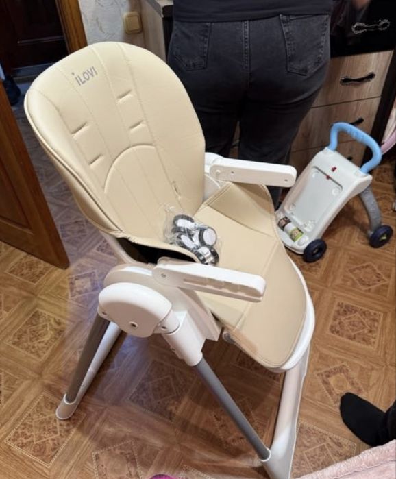 Детский стульчак  для кормления