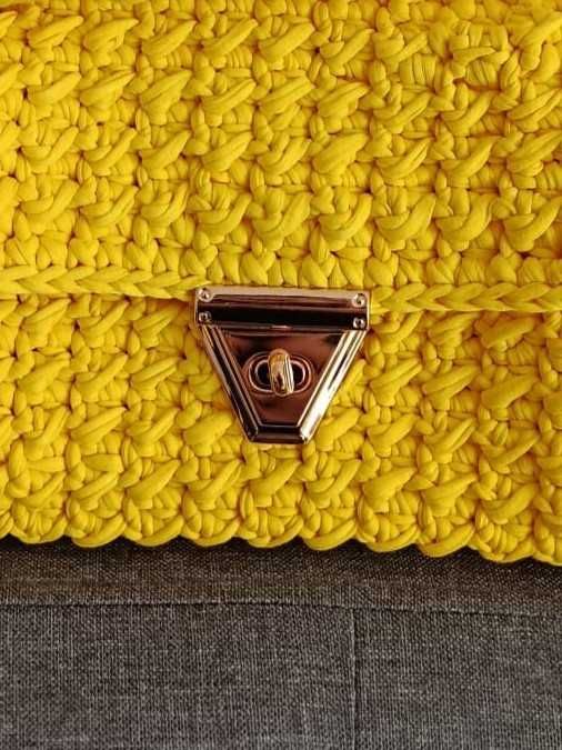 Geantă galbenă handmade croșetată