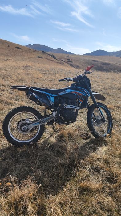 Продам мотоцикл эндуро