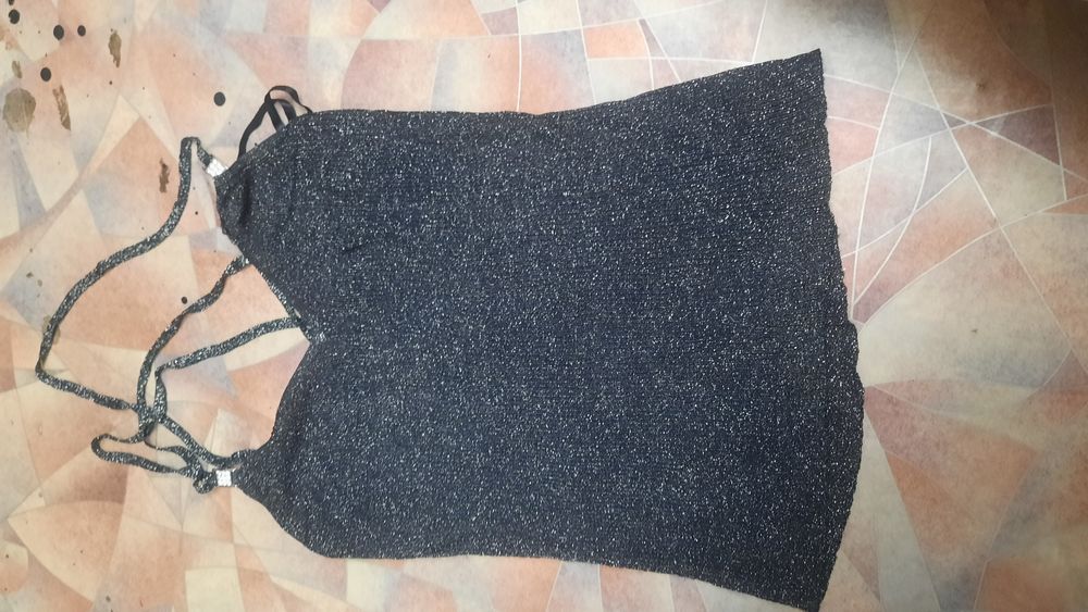 отдам свитера, кофточки дешево