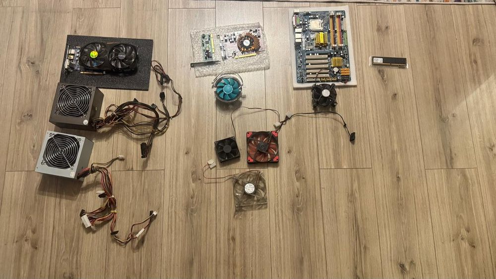 Продаю комплектующие