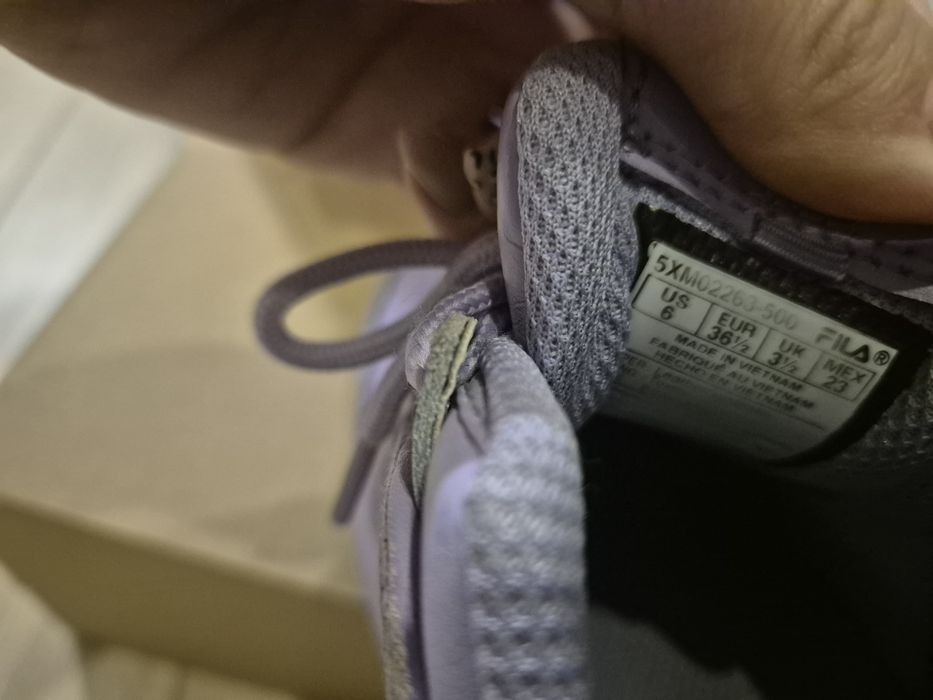 Маратонки Fila номер 36.5