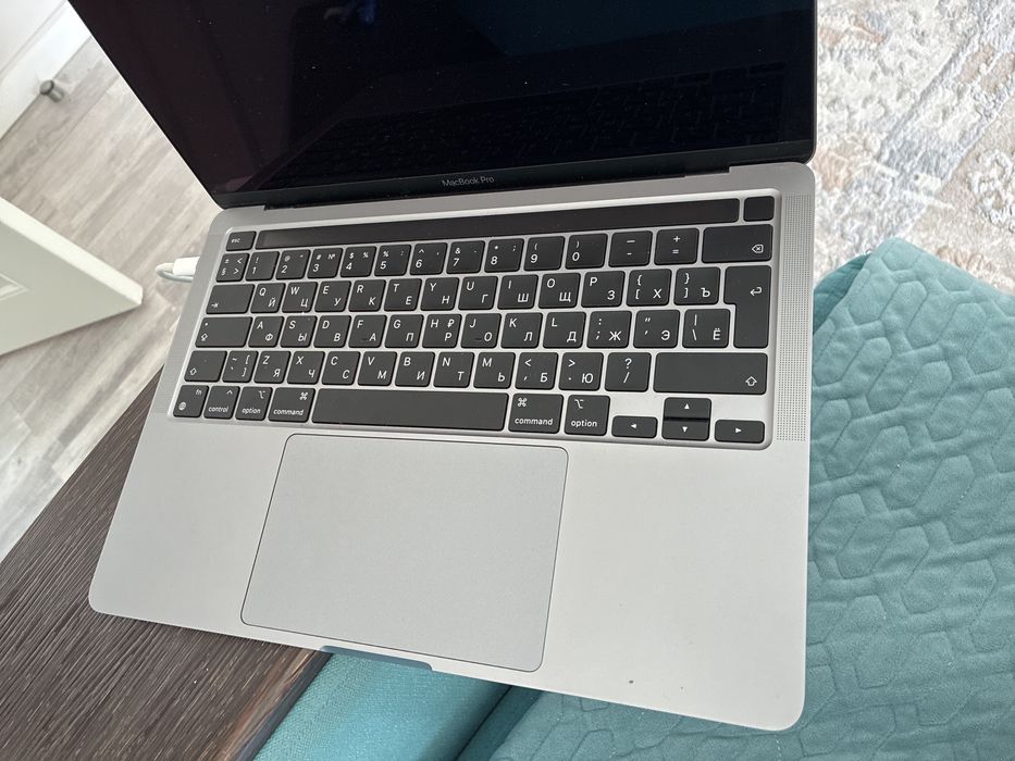 Macbook pro 13 m1 A2338