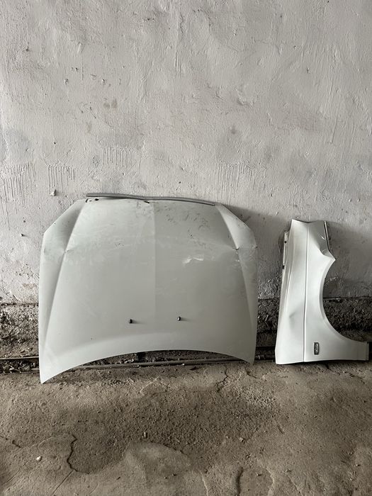 Капот , крыло приора 2 родной краска