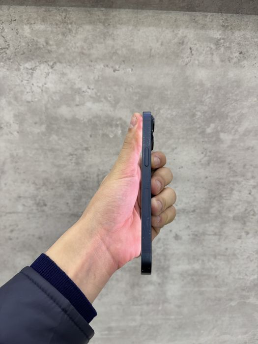 iPhone 14 128 GB e-sim