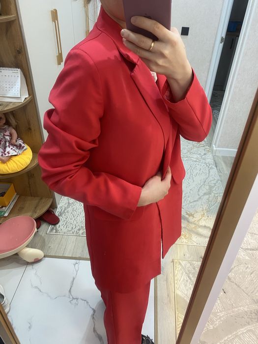 Костюм шалбарымен