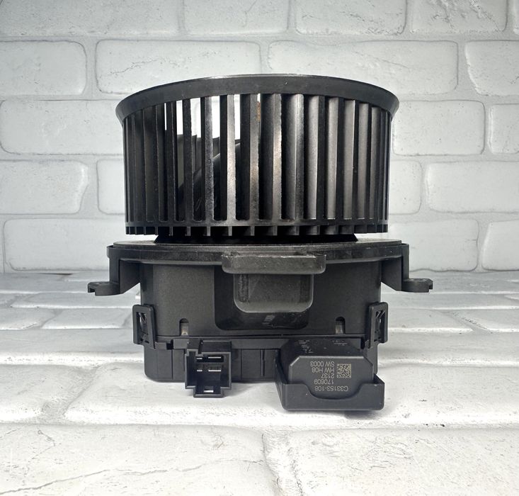 Вентилатор парно AUDI A4 A5 A6 A7 A8 Q5 Q7 Q8 4M1820021A