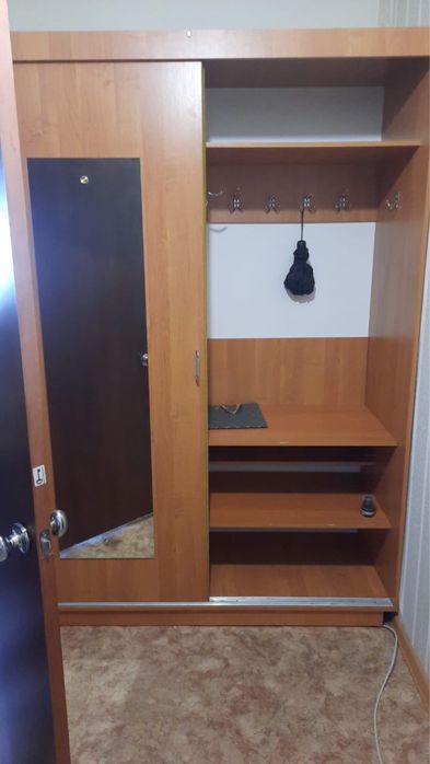 Продам шкаф купе