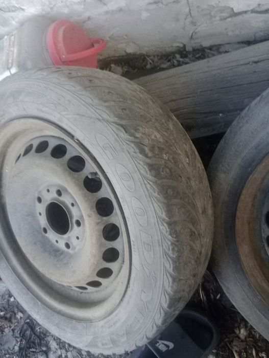 Продам 4 диска на 15 от бмв