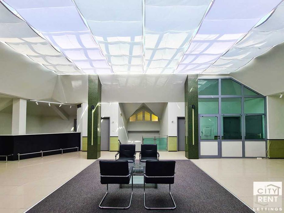 111255 Търговско помещение/ офис в идеалния център на Велико Търново