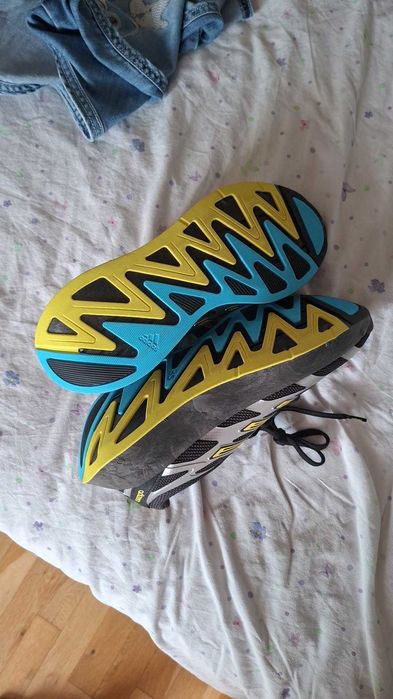 Чисто нови мъжки маратонки ADIDAS ADIZERO