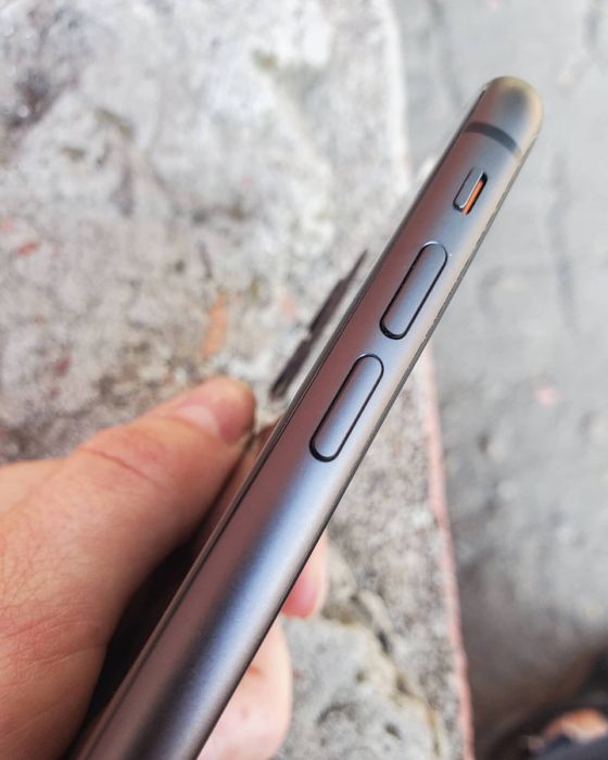 iPhone 11 64gb radnoy