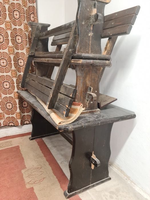 Masa cu doua banci stare buna