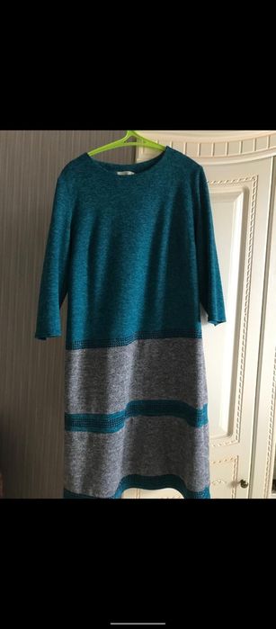 Платье женское...