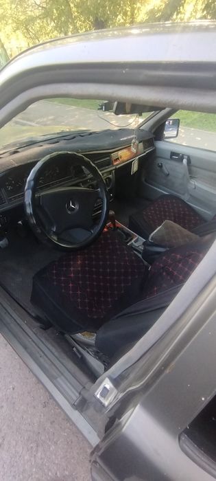 Продам Мерседес на полном ходу