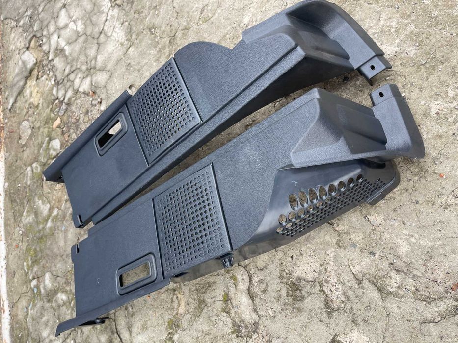 Опоры боковые полки багажника Ваз  2109