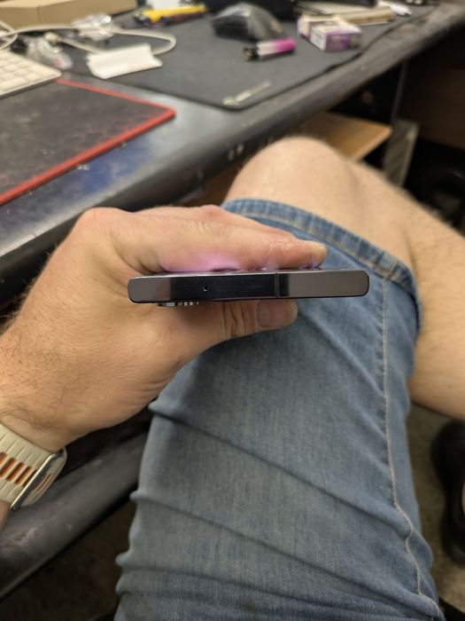 Vând Samsung S23 Ultra impecabil