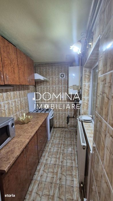 Vanzare apartament 3 camere, str. 9 Mai, vizavi de Shoping City Mall
