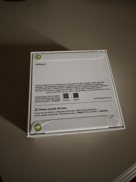 Air pods 4 наушник