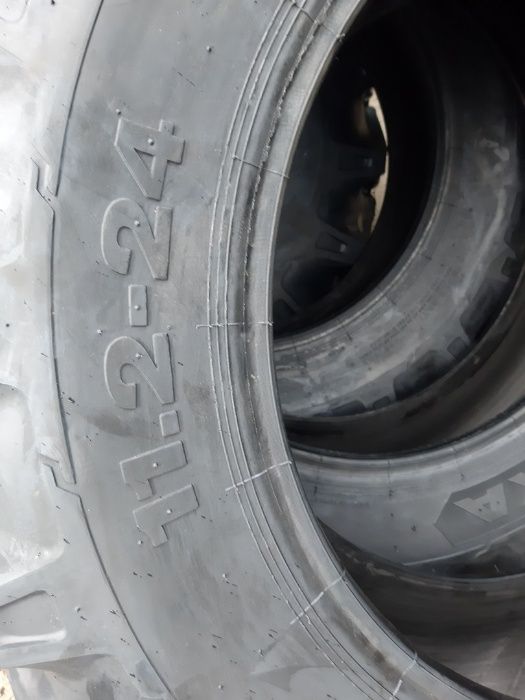 Cauciucuri noi 11.2-24 Anvelope de tractor OZKA 8PLY R24