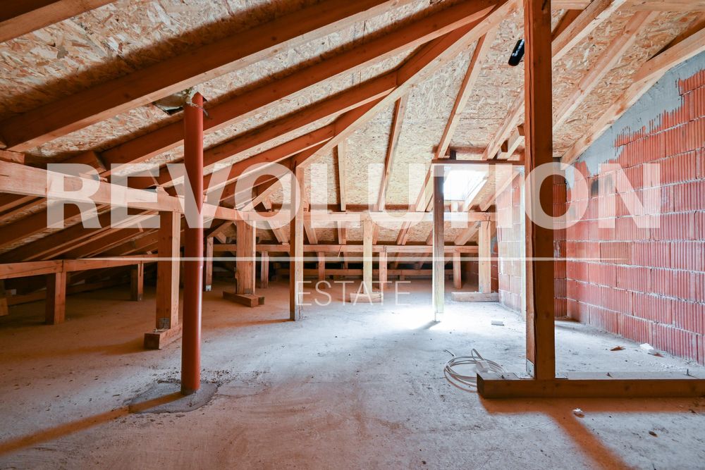 Дава се под наем Къща в София, Кръстова вада - 200 кв.м за 3000 € - Снимка #15