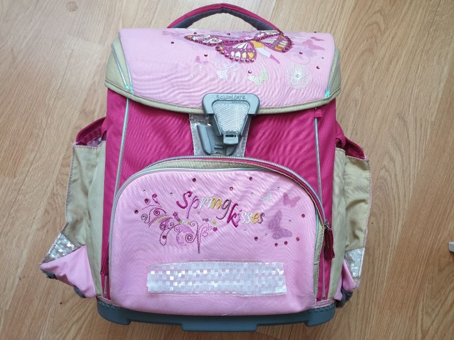 Ghiozdan ergonomic Spring kisses de la Schneiders