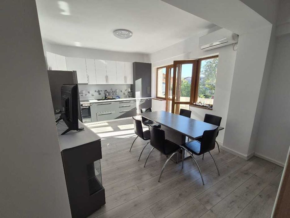 Apartament 3 camere, 75 mp, 2 balcoane, Bd. Uverturii 163, proprietar