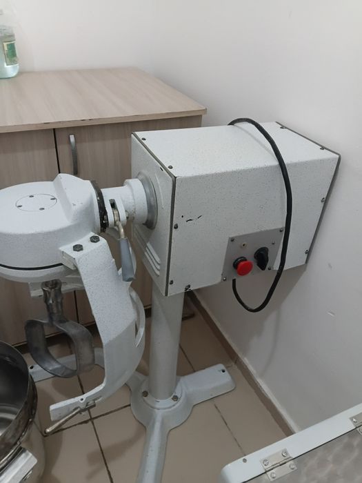 Тестомес и мясорубка 2 в одном